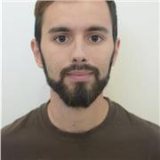 Laureato in Grafica presso l'Accademia di belle Arti di Firenze